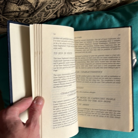 Moon Signs- First Edition 🌖 - Picture 5 of 5